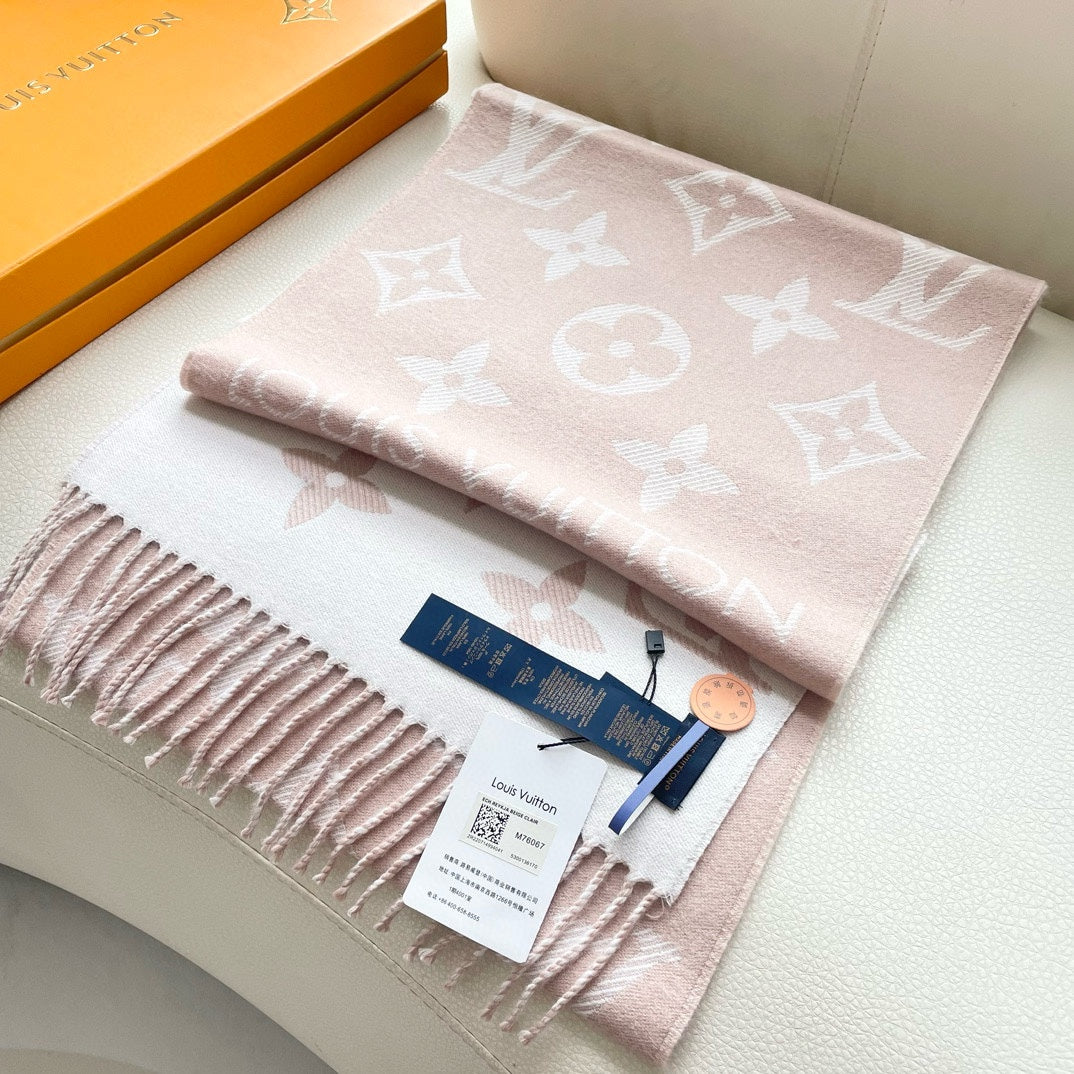 Louis Vuitton Scarf in Pink - Fashion Scarves in Pink